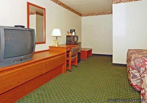 Econo Lodge City Center Portland Szoba fotó